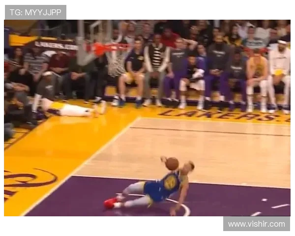 里夫斯替补出战坦言不适应但一切仍以篮球比赛为中心职业生涯感悟